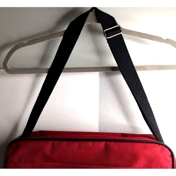 American Tourister Red Carry On Bag Shoulder Adjustable Travel Overnight Retro - Picture 2 of 12